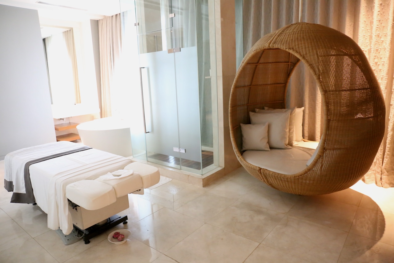 St Regis Bangkok boasts the only Longevity Hub by Clinique La Prairie outside of Switzerland.