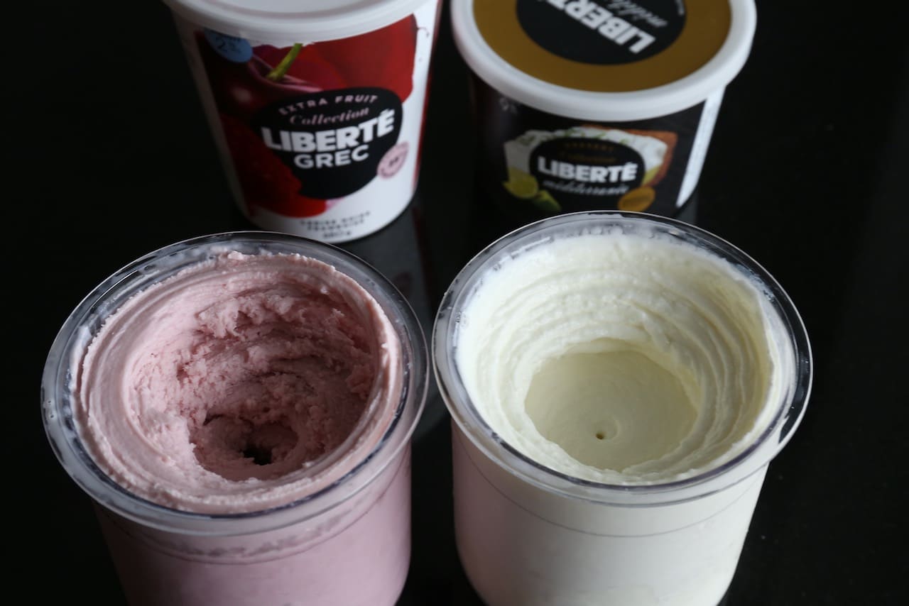 This healthy high protein frozen yogurt takes just 5 minutes to make in a Ninja Creami! 
