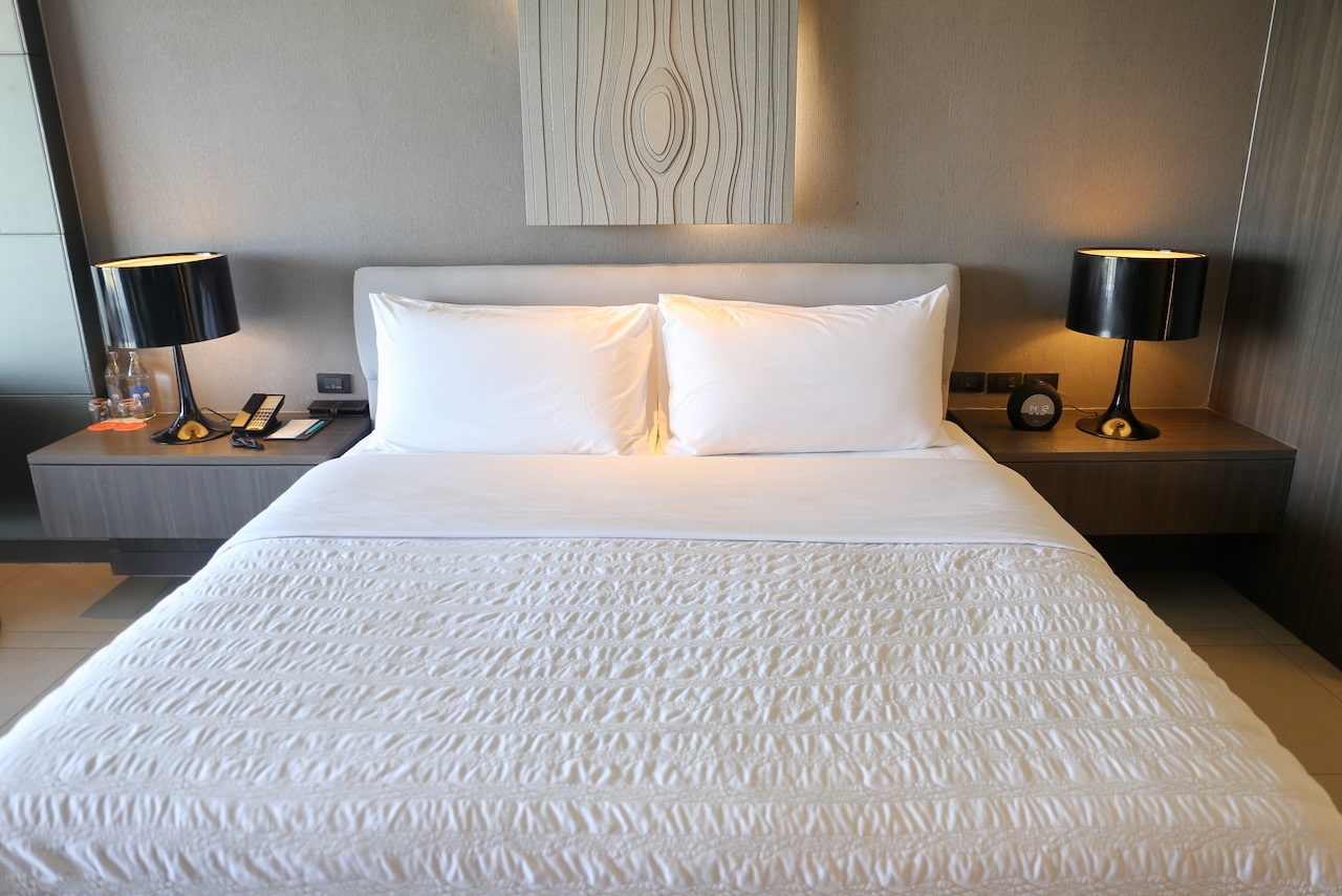 Le Méridien Suvarnabhumi Bangkok Suite Bedroom.