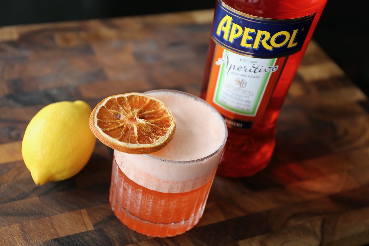 You can make an egg-free Aperol Fizz by substituting egg white with aquafaba. 