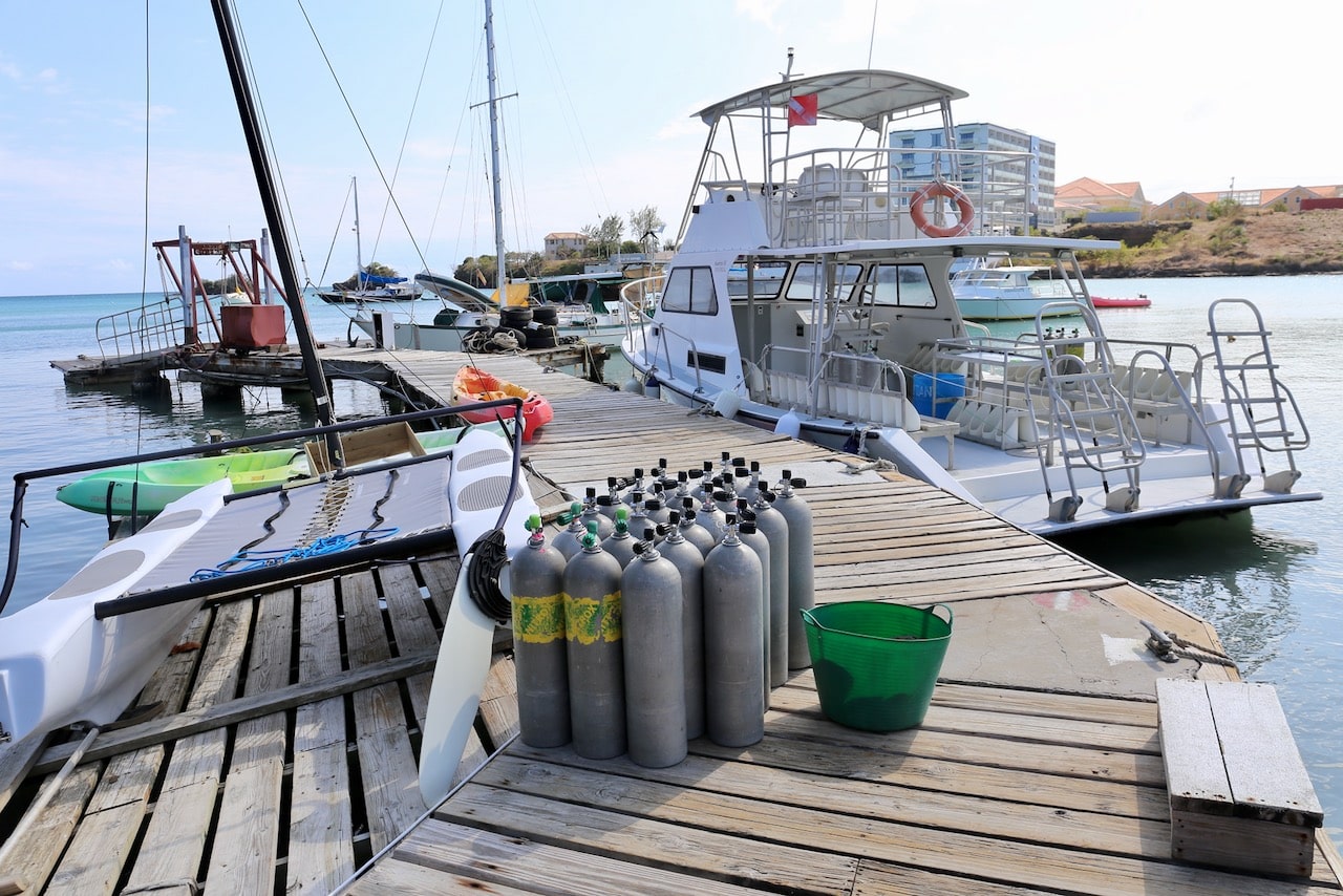 The resort is home to a scuba diving shop, perfect for those keen to explore Grenada's underwater world. 