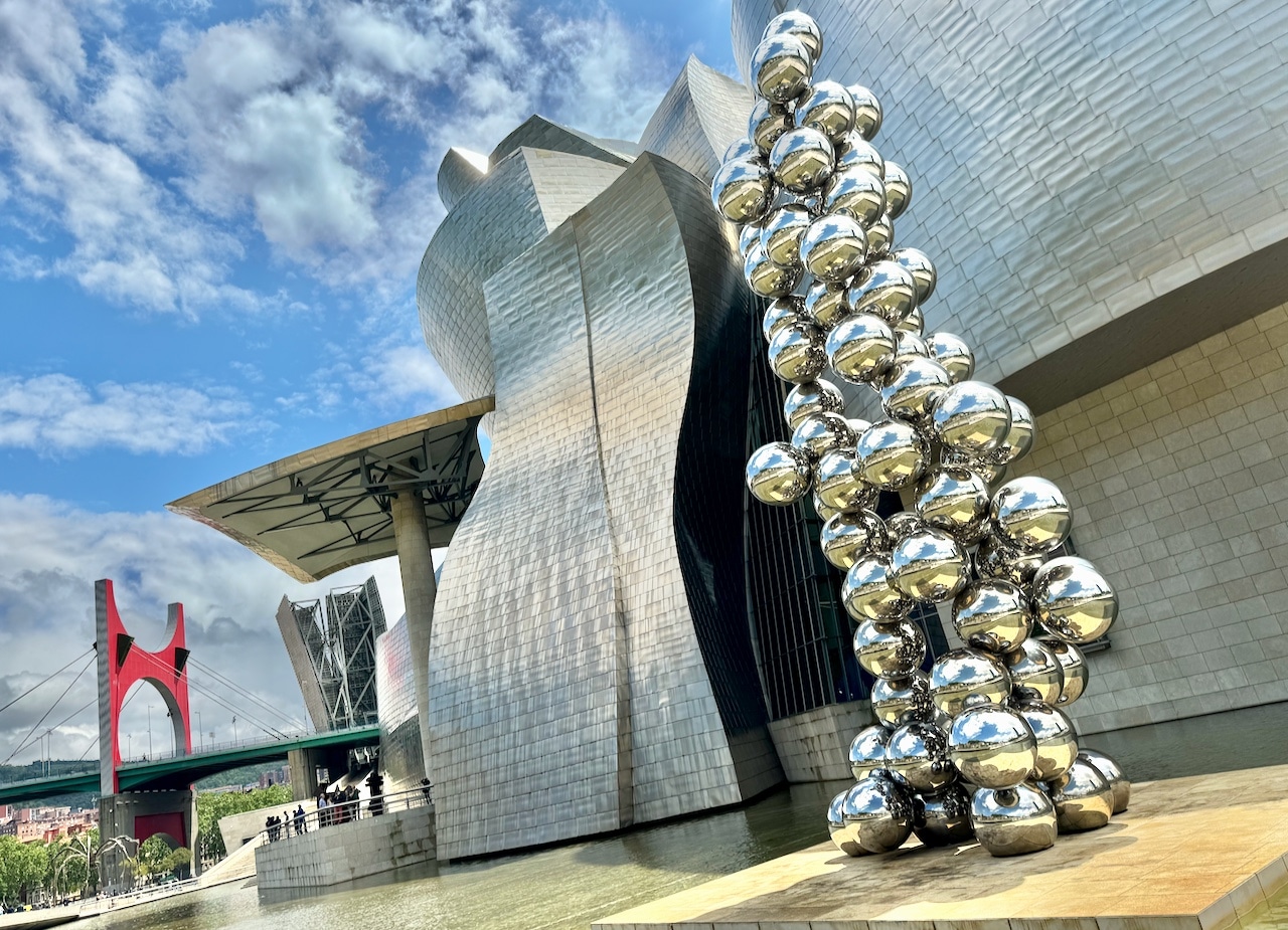 Art lovers rave for the Guggenheim Bilbao.