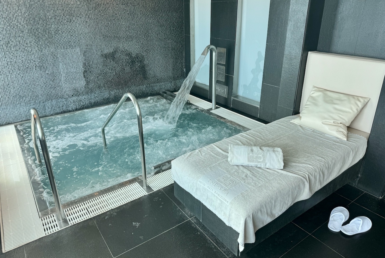 Enjoy a relaxing morning at the 43 The Spa.