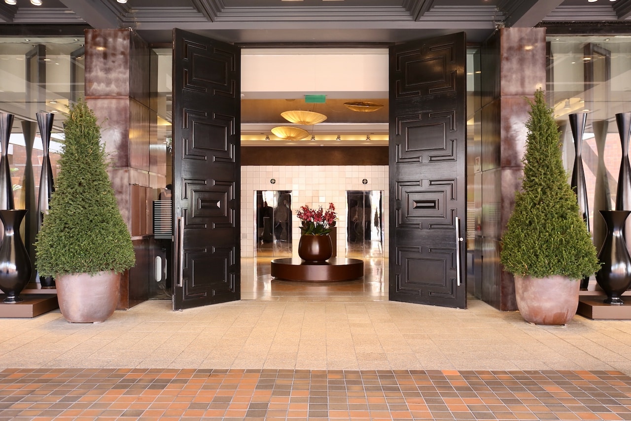 Ritz-Carlton Hotel Arts Barcelona entrance.