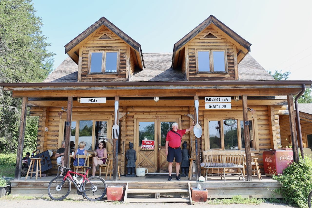 Pop by Metropolitan Moose Beanery for a bite after visiting nearby Kakabeka Falls.