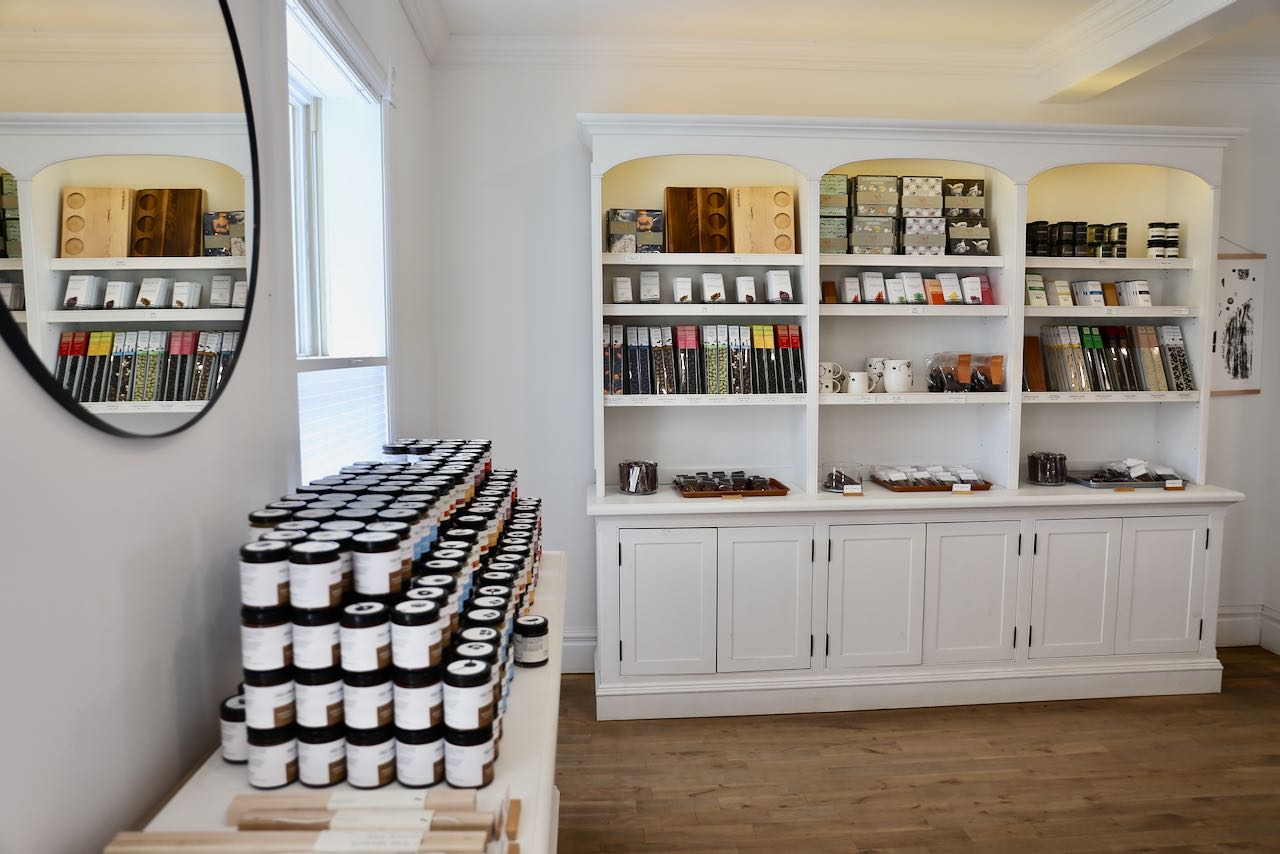 Fée Gourmande is a chocolate boutique that also sells gelato and quality coffee.