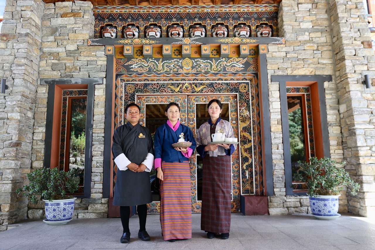Upon arrival guests are offered a warm oshibori towel and cup of hot ginger tea.