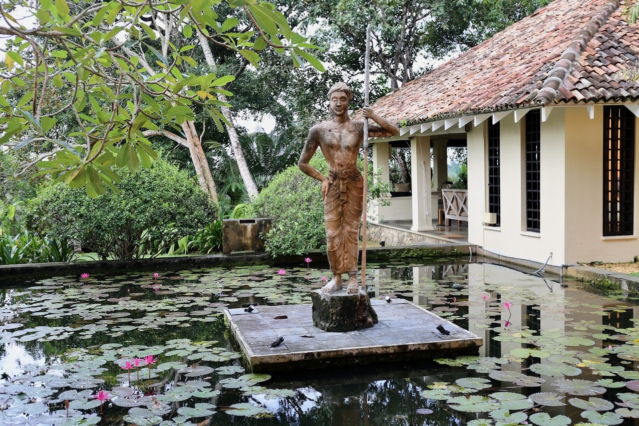 Kahanda Kanda is a luxury boutique hotel in Galle, Sri Lanka.