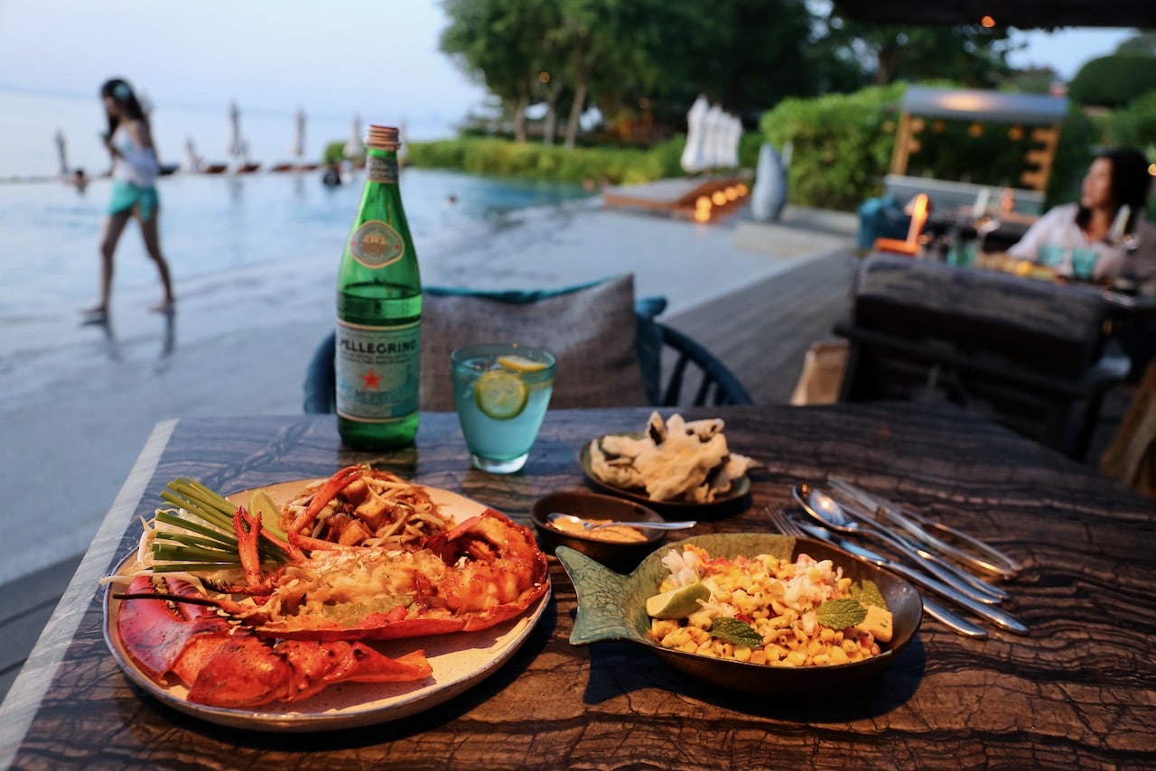 Feast on fresh seafood at Fish Club overlooking the beach pool. Perfect at sunset! 
