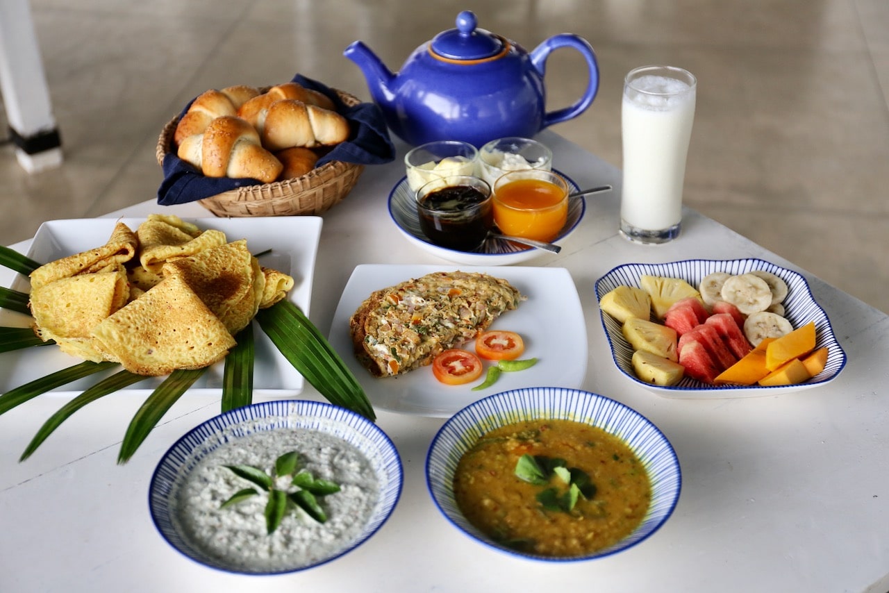 Breakfast at Ravana Garden features healthy Sri Lankan dishes.