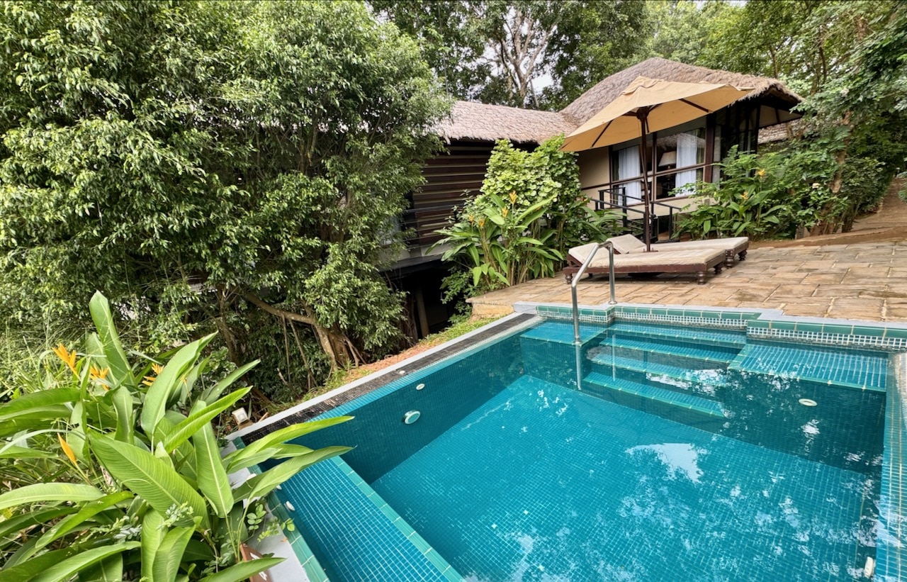 The private pool outside our villa.
