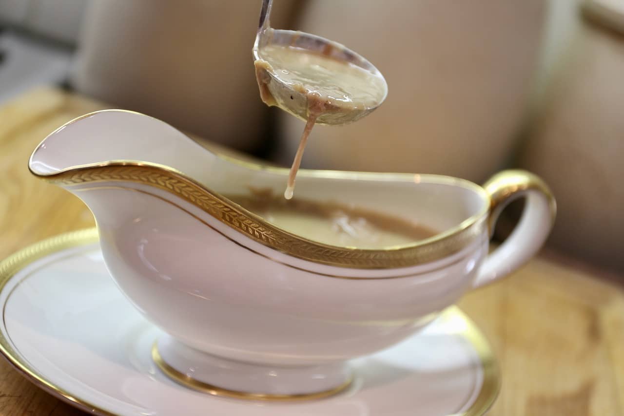 Homemade Turkey Neck Gravy Recipe