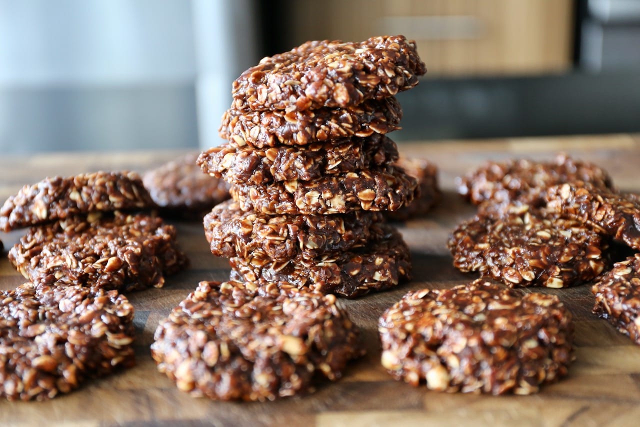 Easy Chewy No Bake Chocolate Oatmeal Cookies Recipe