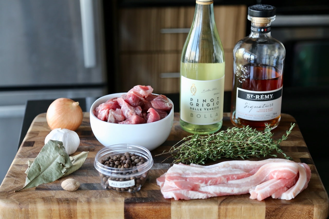Homemade Pork Rillettes recipe ingredients.