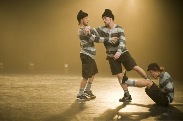 Dance Tribute to the Art of Football at World Stage